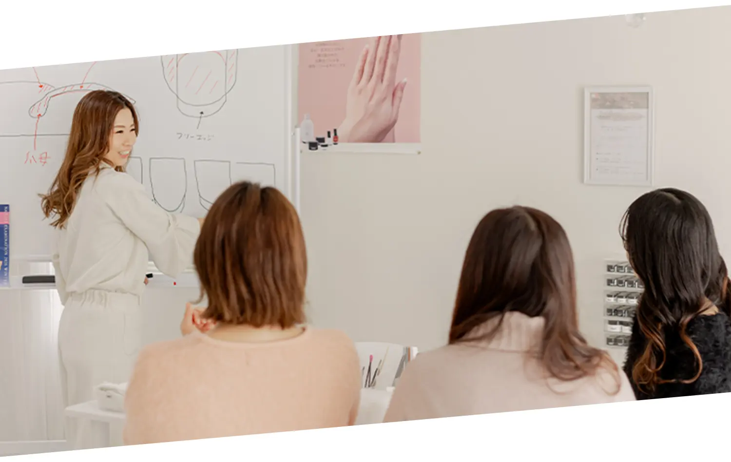 サロンで実際に施術した症例写真を共有｜地爪ソムリエネイリスト講座